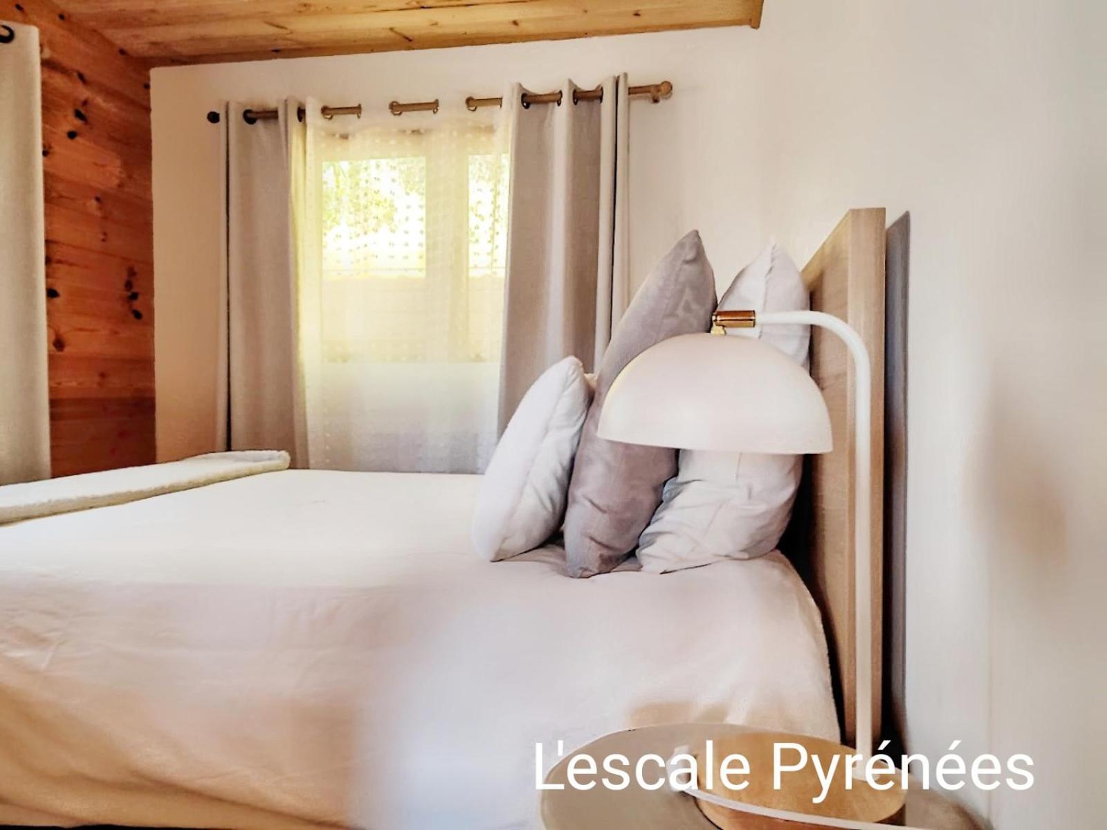 Le Chalet Jacuzzi Et Detente 4 Etoiles Bagneres-de-Bigorre Ngoại thất bức ảnh